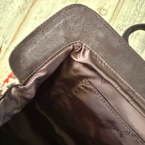 Vera Bradley Red and Black Crochet Shoulder Bag red black leather strap handles - Picture 6 of 7